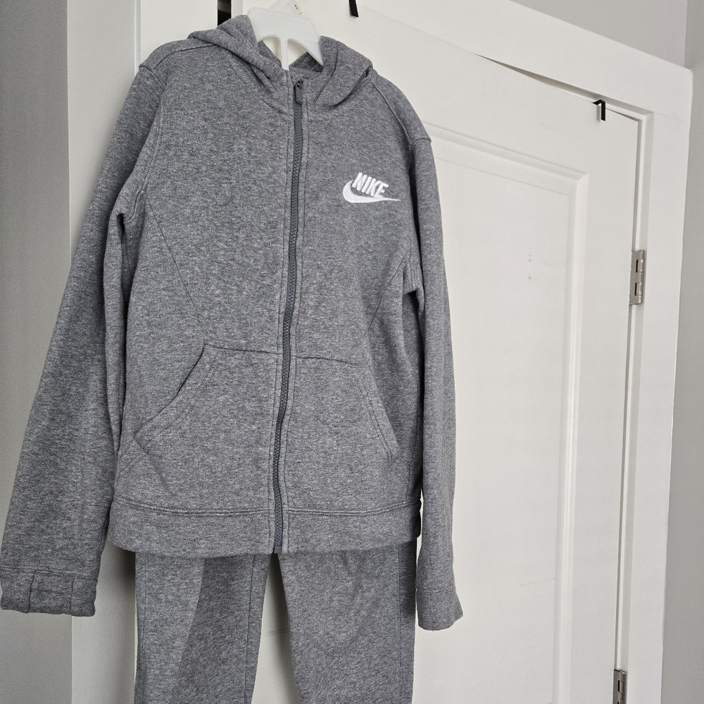 Nike Heather Gray Tracksuit